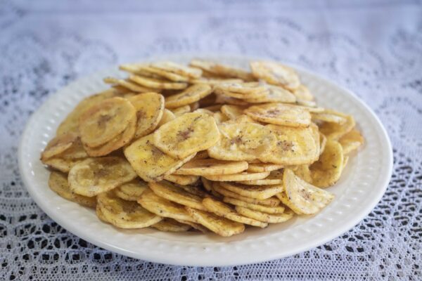 Chicharritas, plátano frito