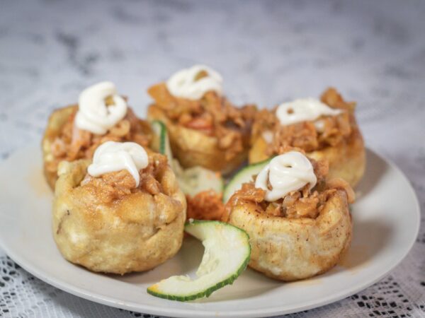 Tostón relleno con atún