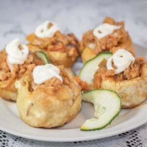 Tostón relleno con atún