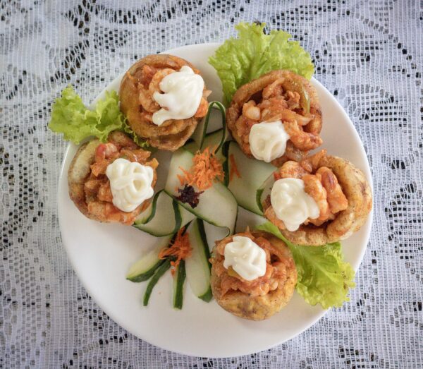 Tostón relleno con camarones